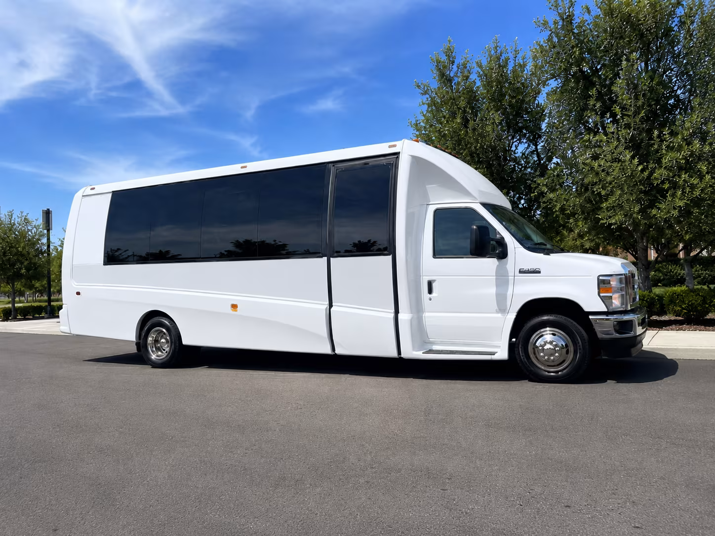 bus rentals for corporate retreats and off site team events near weston