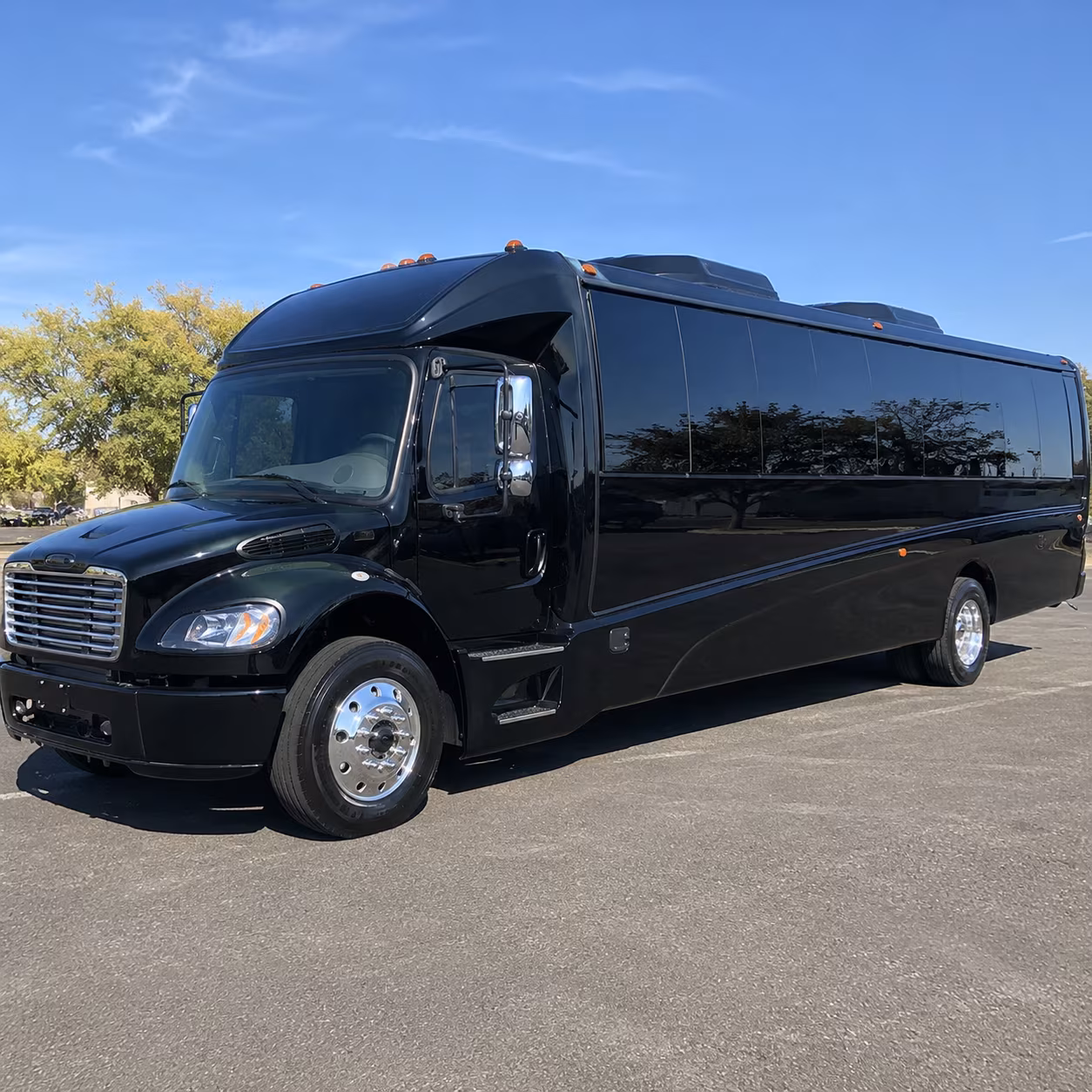 weston 28 passenger minibus